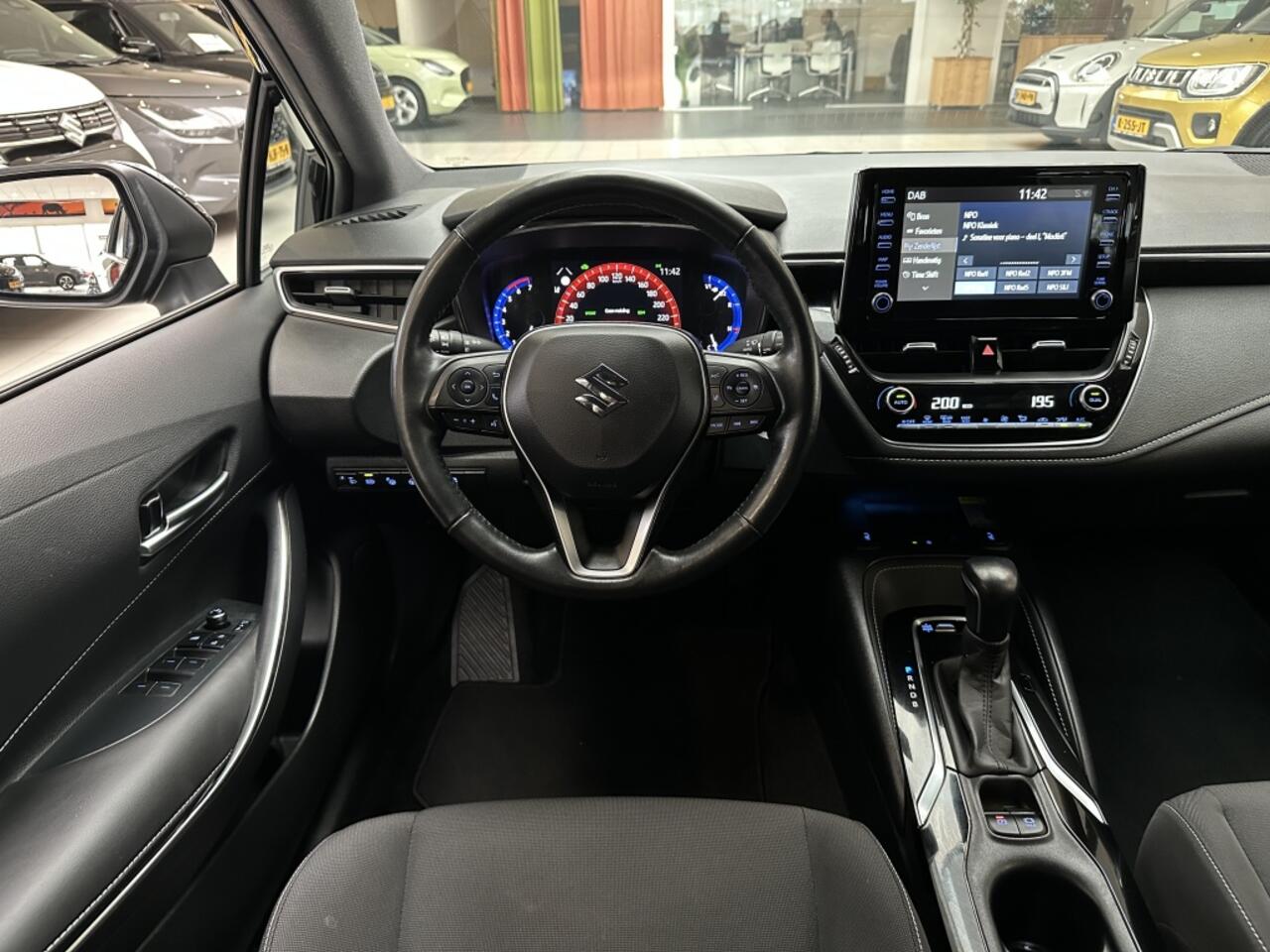 Suzuki Swace 1.8 Hybrid Style[ 18''inch velgen I eerste eigenaar I dealer ond