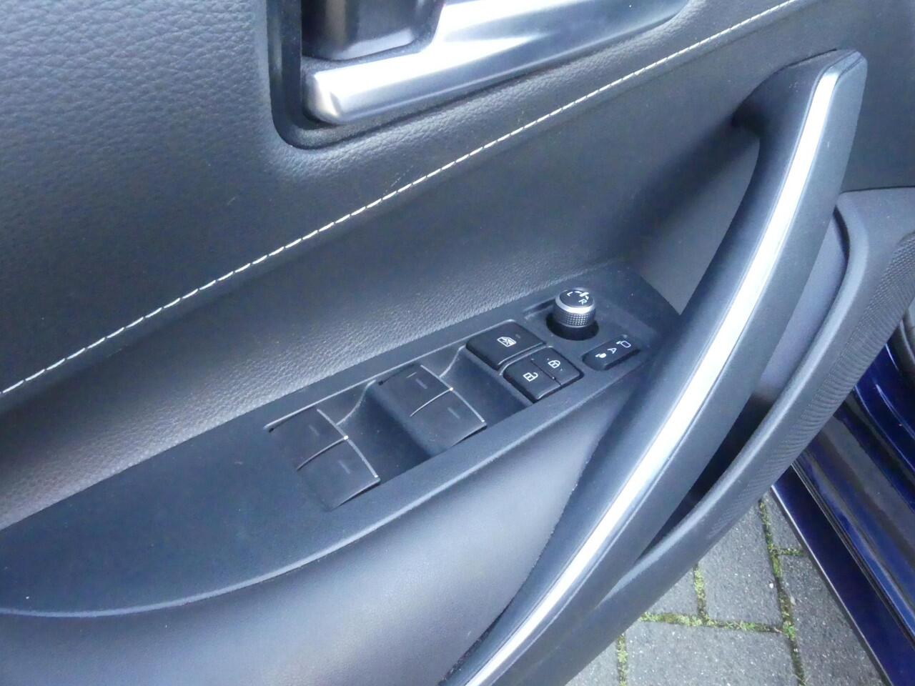 Suzuki Swace 1.8 Hybrid Style AUTOMAAT Vol. dealer o.h, NL. Auto, Park. sensoren voor + achter, Camera, Cruise Control