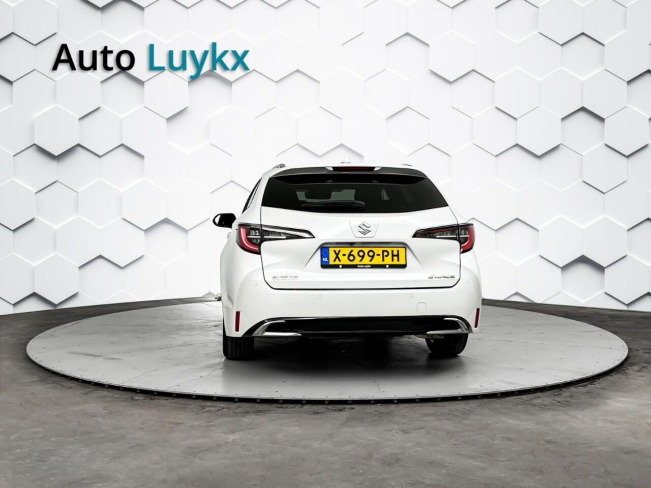 Suzuki Swace 1.8 Hybrid Style | 6 jaar Fabrieksgarantie | DEMO