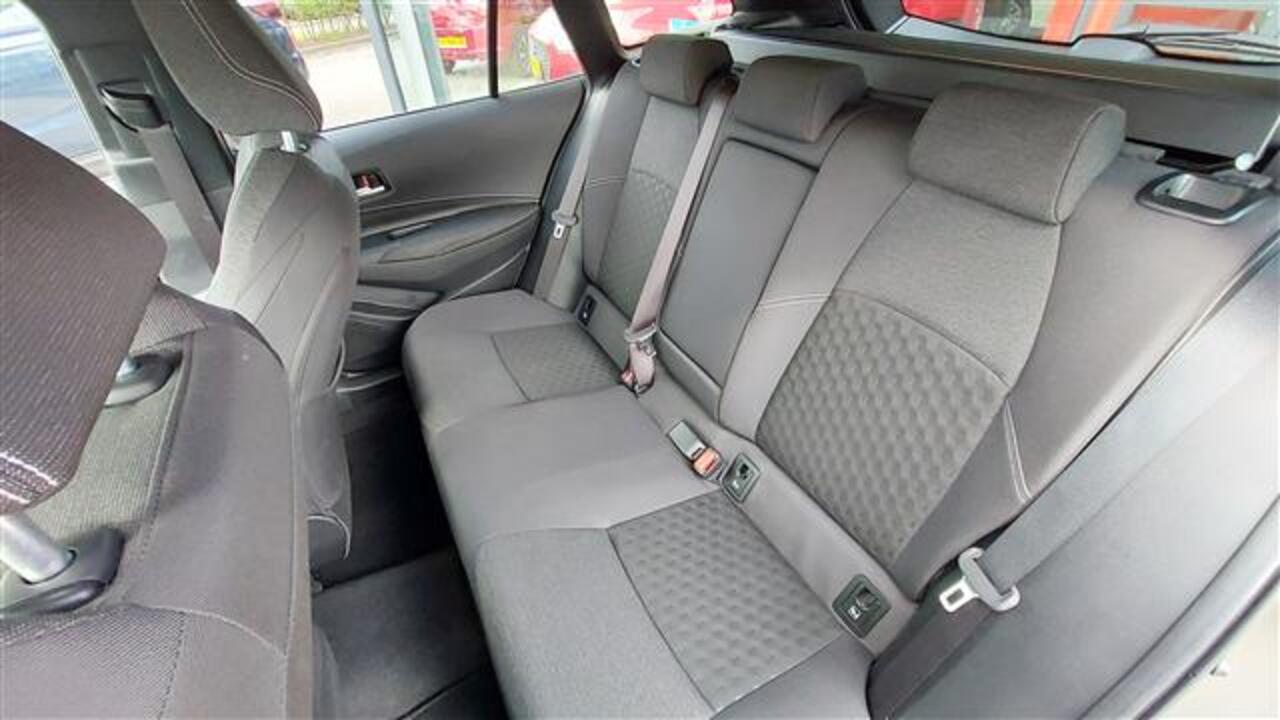 Suzuki Swace 1.8 Hybrid Style Automaat