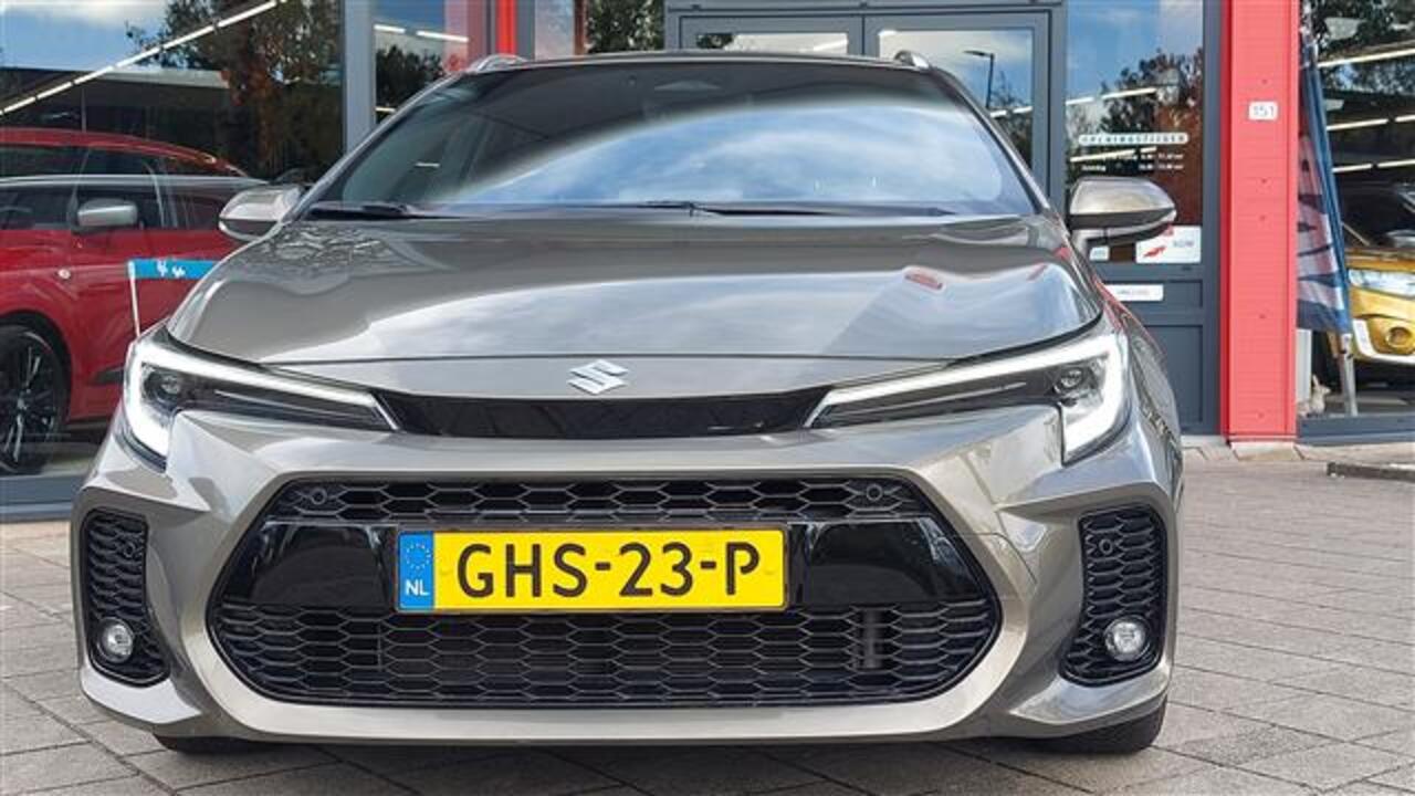 Suzuki Swace 1.8 Hybrid Style Automaat