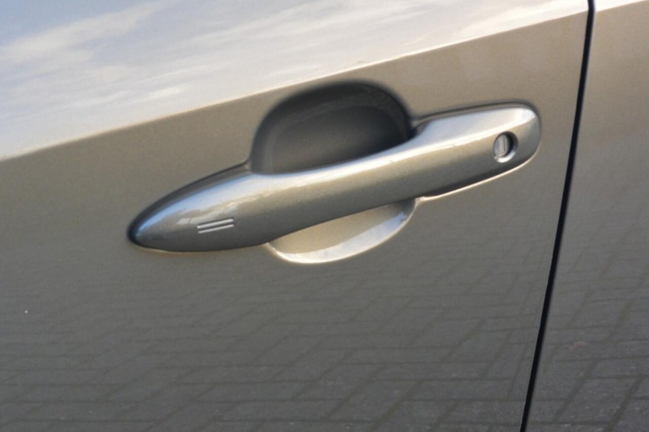 Suzuki Swace 1.8 Hybrid Style AUTOMAAT