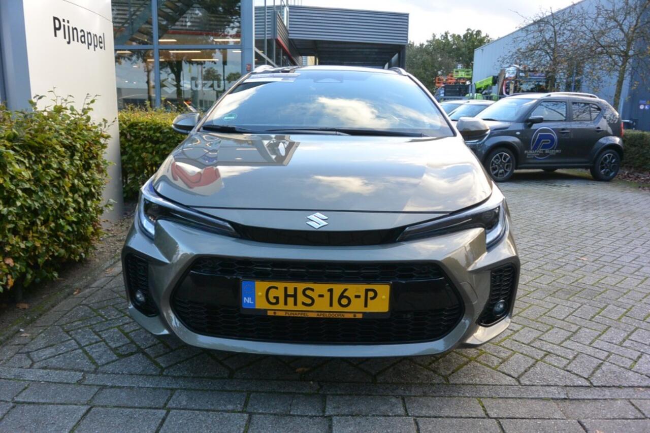 Suzuki Swace 1.8 Hybrid Style AUTOMAAT