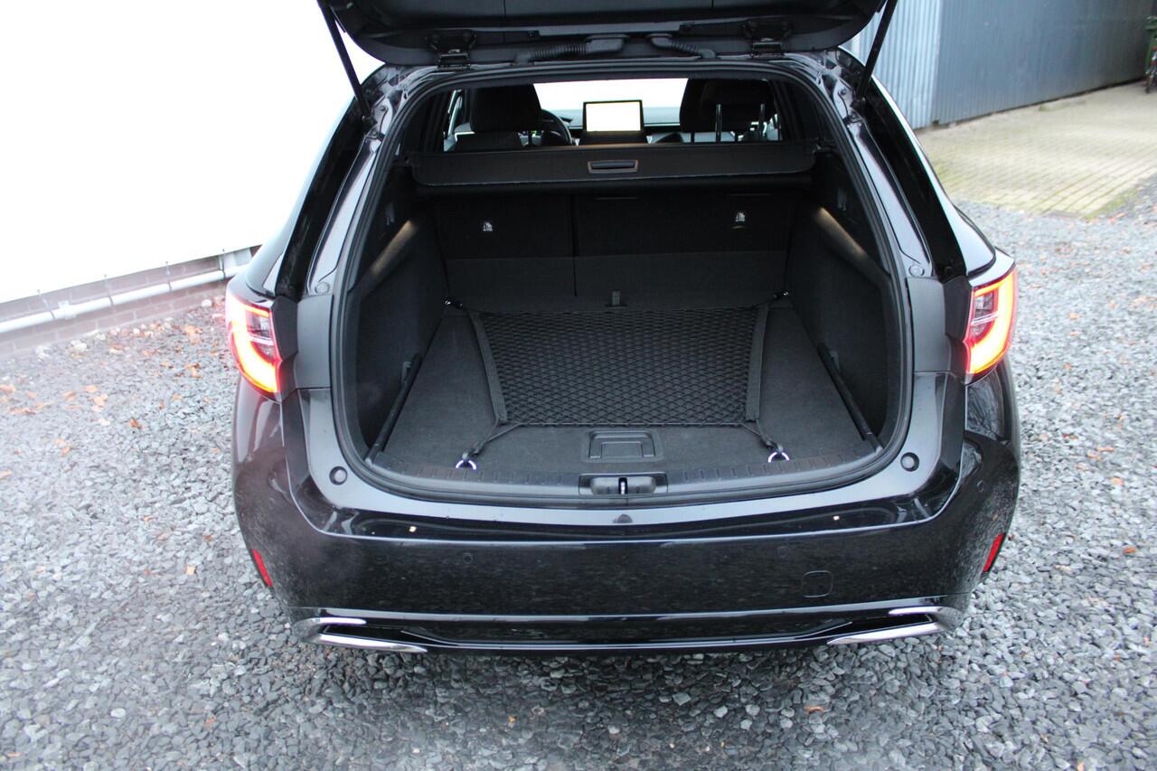 Suzuki Swace 1.8 Hybrid Style ORG NL, NWE MODEL, Dealer onderhouden, Navigatie, zelfde als TOYOTA COROLLA