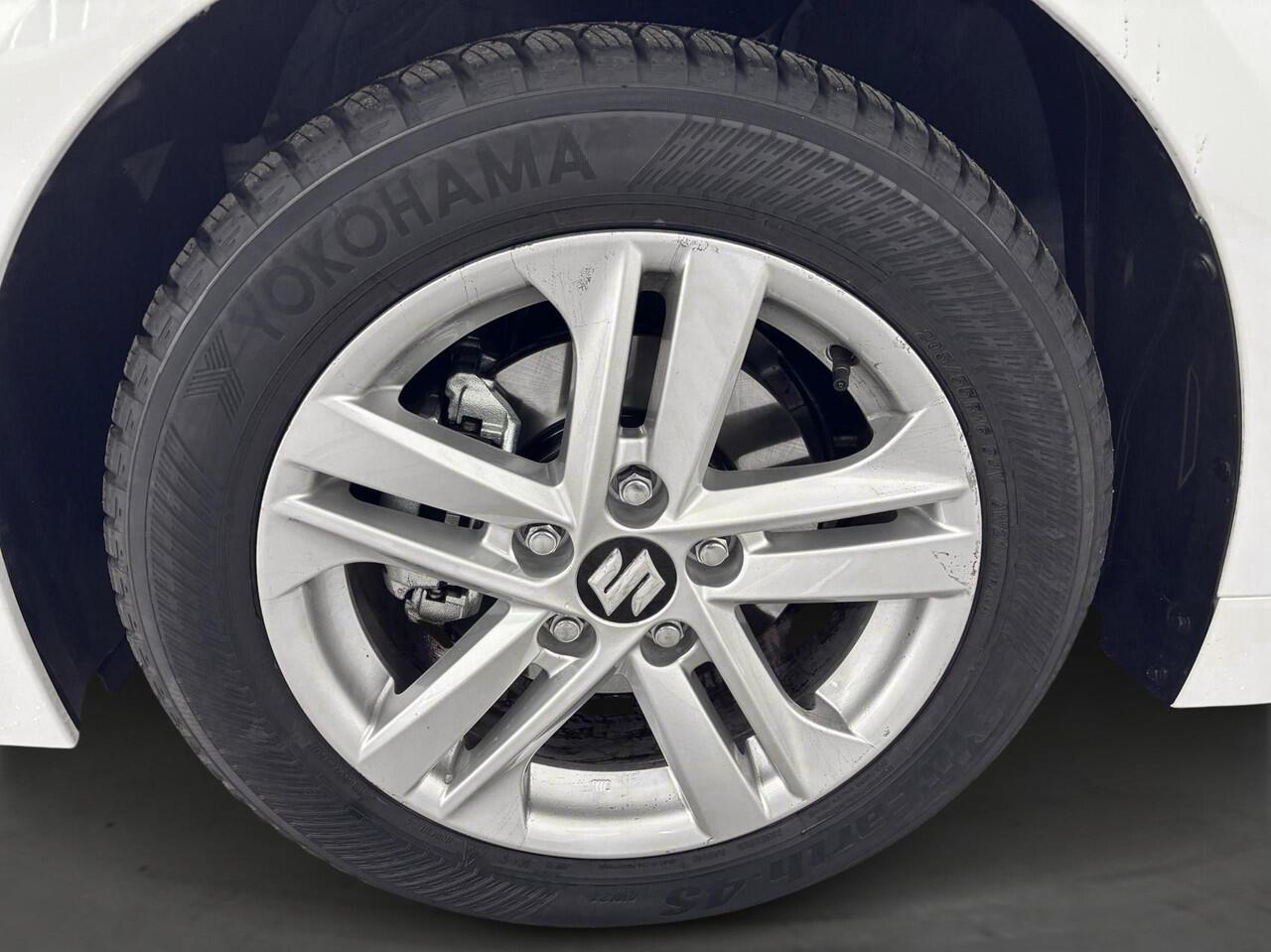 Suzuki Swace 1.8 Hybrid Style | RIJKLAARPRIJS |