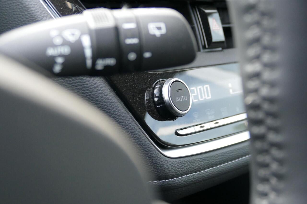 Suzuki Swace 1.8 Hybrid Select | UIT VOORRAAD LEVERBAAR | VAN ¤36.939 VOOR ¤32.425 | SNEL RIJDEN |