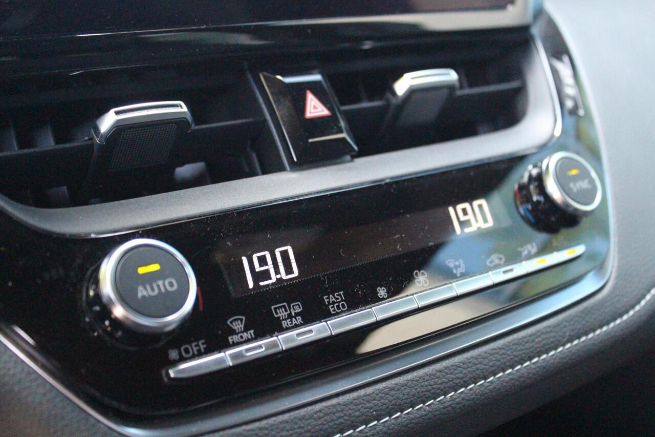 Suzuki Swace 1.8 Hybrid Select