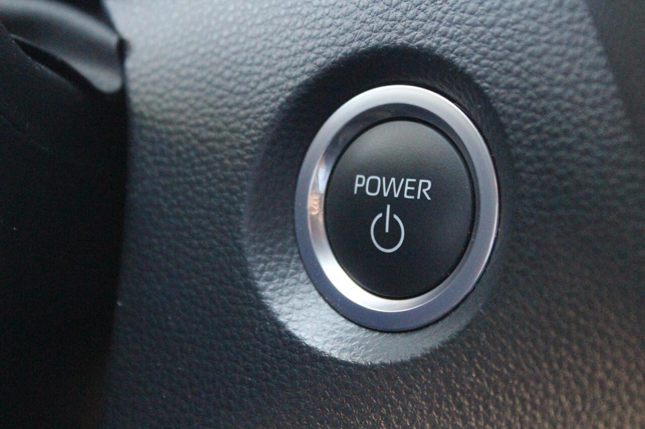 Suzuki Swace 1.8 Hybrid Select