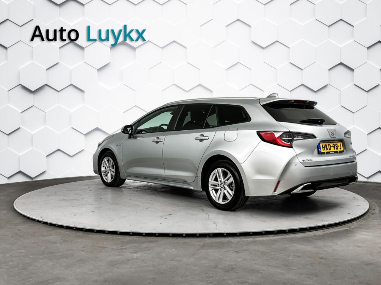 Suzuki Swace 1.8 Hybrid Style Automaat | Parkeersensoren voor + achter | Adaptieve Cruise Control | Parkeercamera