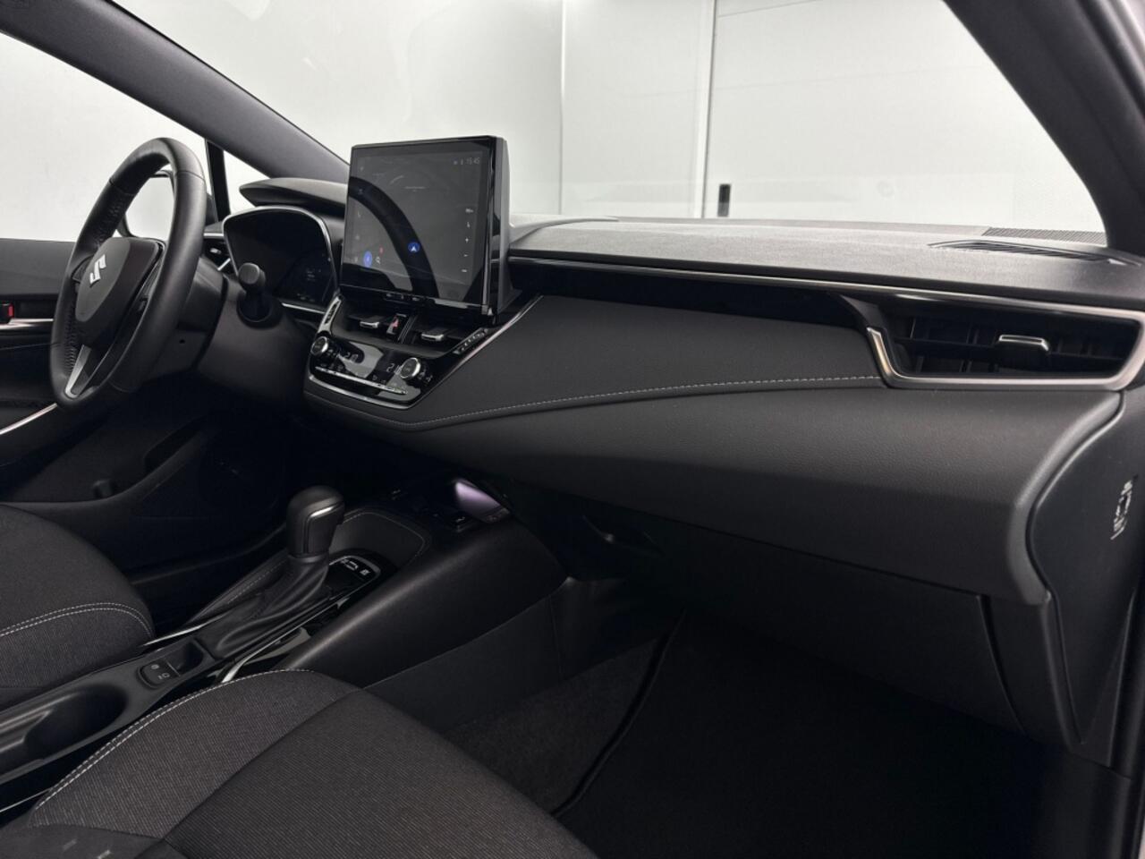 Suzuki Swace 1.8 Hybrid Style Automaat | Parkeersensoren voor + achter | Adaptieve Cruise Control | Parkeercamera