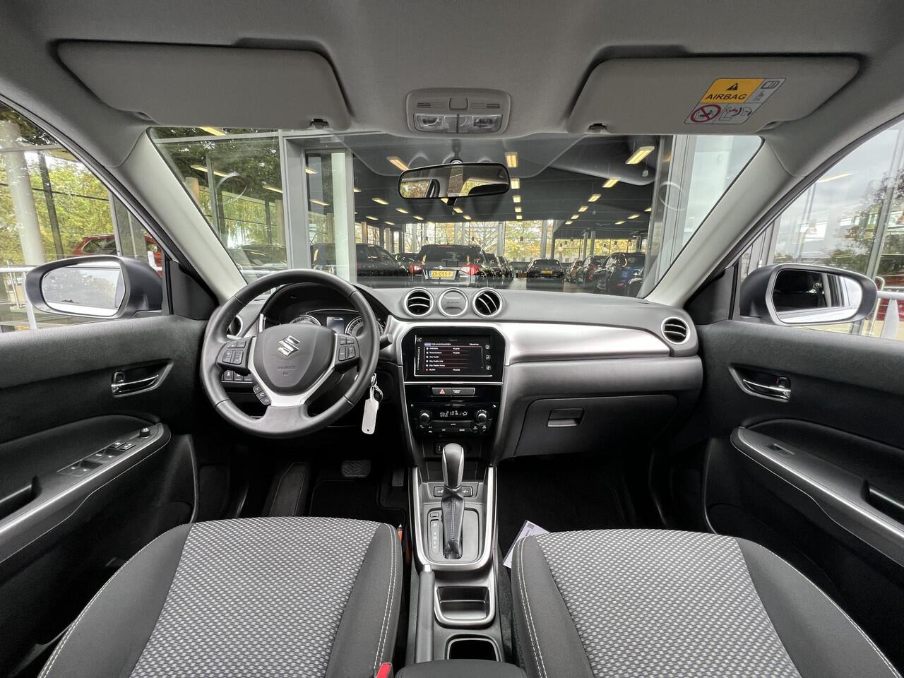 Suzuki VITARA 1.0 Boosterjet Select Automaat | Trekhaak | Achteruitrijcamera | Cruise Control |