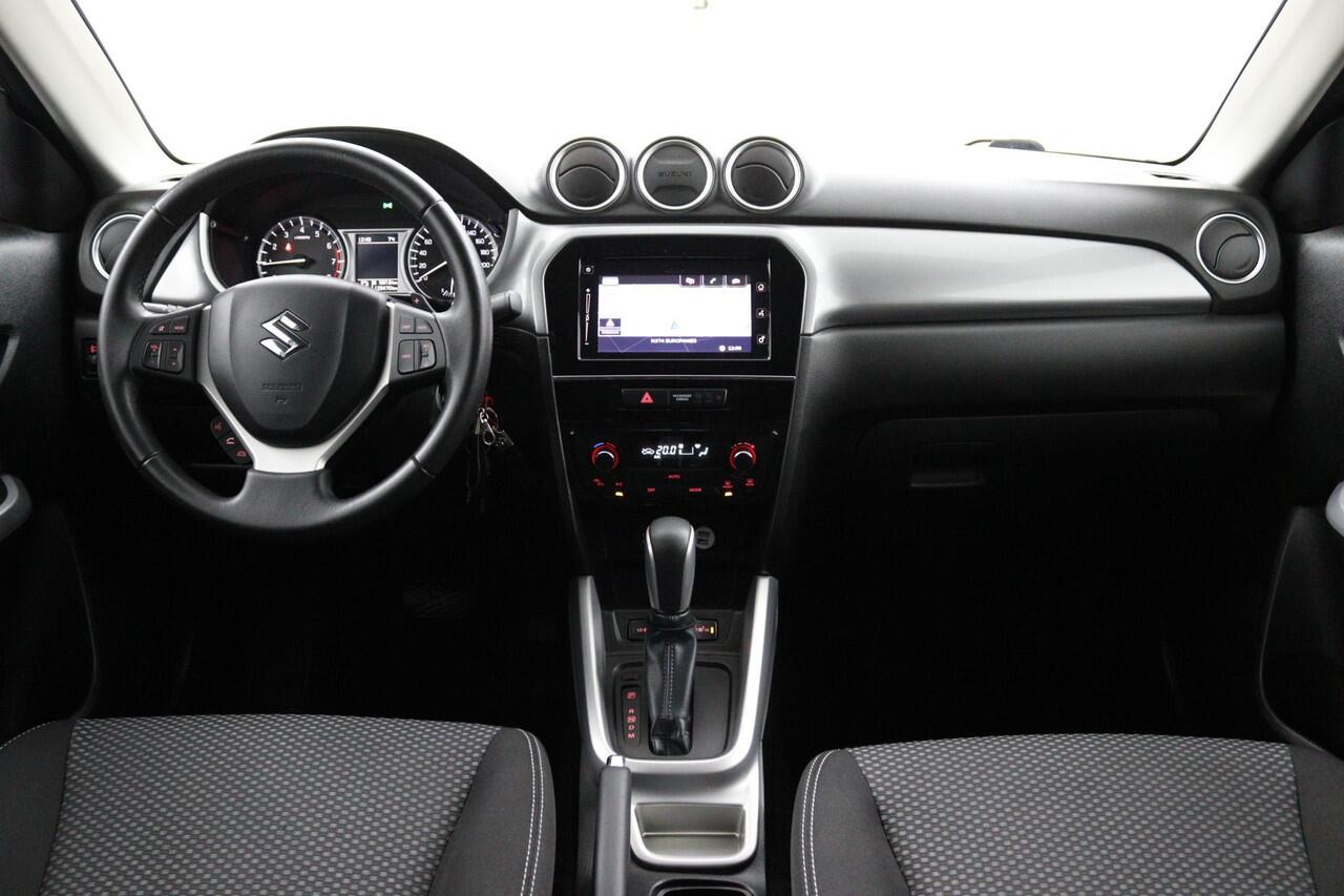 Suzuki VITARA 1.6 Business Edition Automaat | Trekhaak | Parkeersensoren | Navigatie | Cruise Control | Achteruitrijcamera |