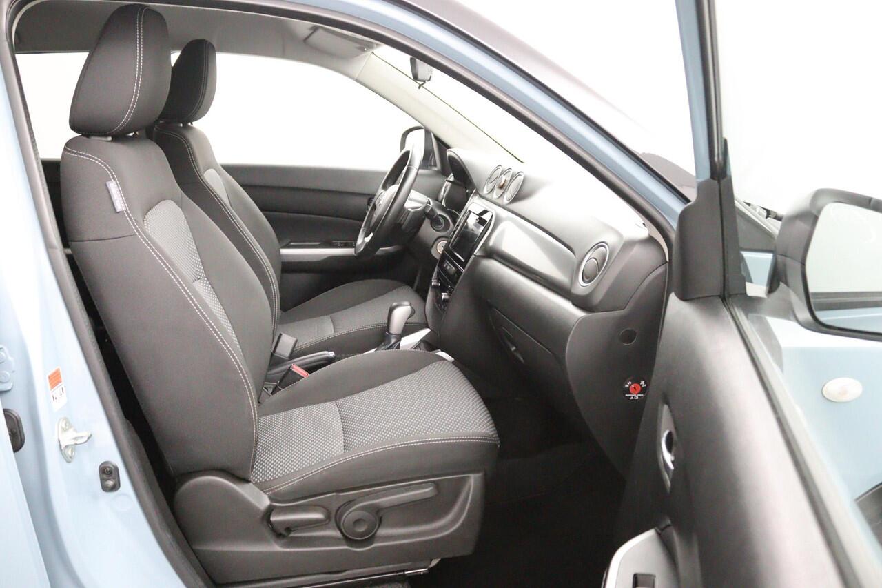 Suzuki VITARA 1.0 Boosterjet Select Automaat | Trekhaak | Navigatie | Cruise control | Climate control | Stoelverwarming |