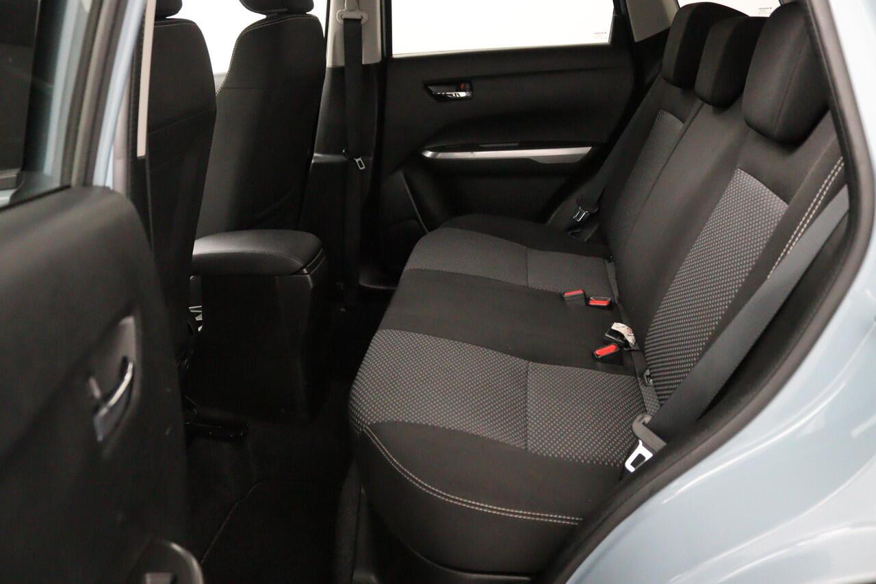 Suzuki VITARA 1.0 Boosterjet Select Automaat | Trekhaak | Navigatie | Cruise control | Climate control | Stoelverwarming |