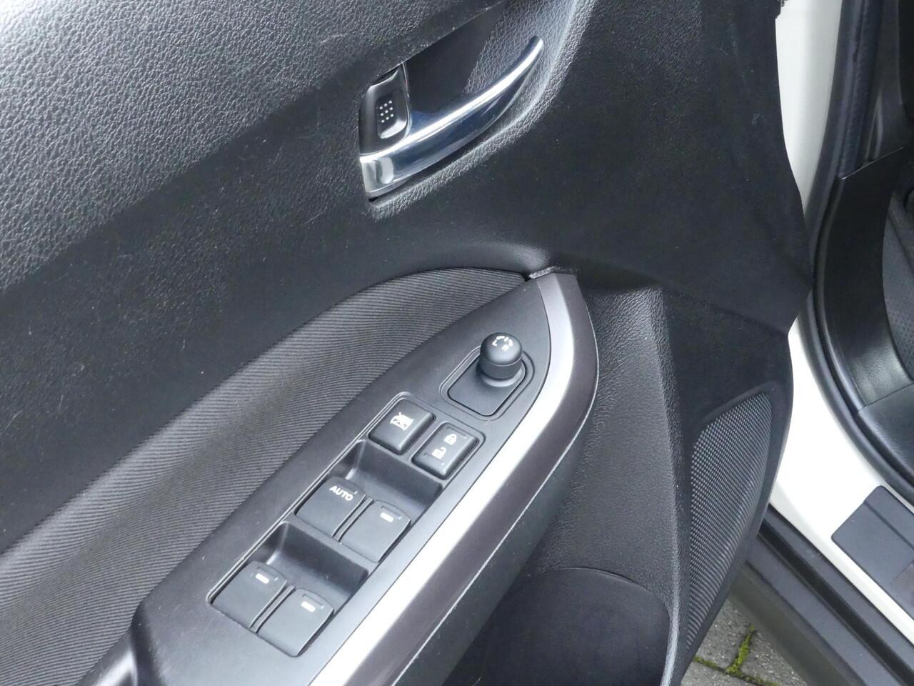 Suzuki VITARA 1.4 Boosterjet Select Vol. dealer onderhouden, Cruise & Climate control, Apple Carpl/Andr Auto