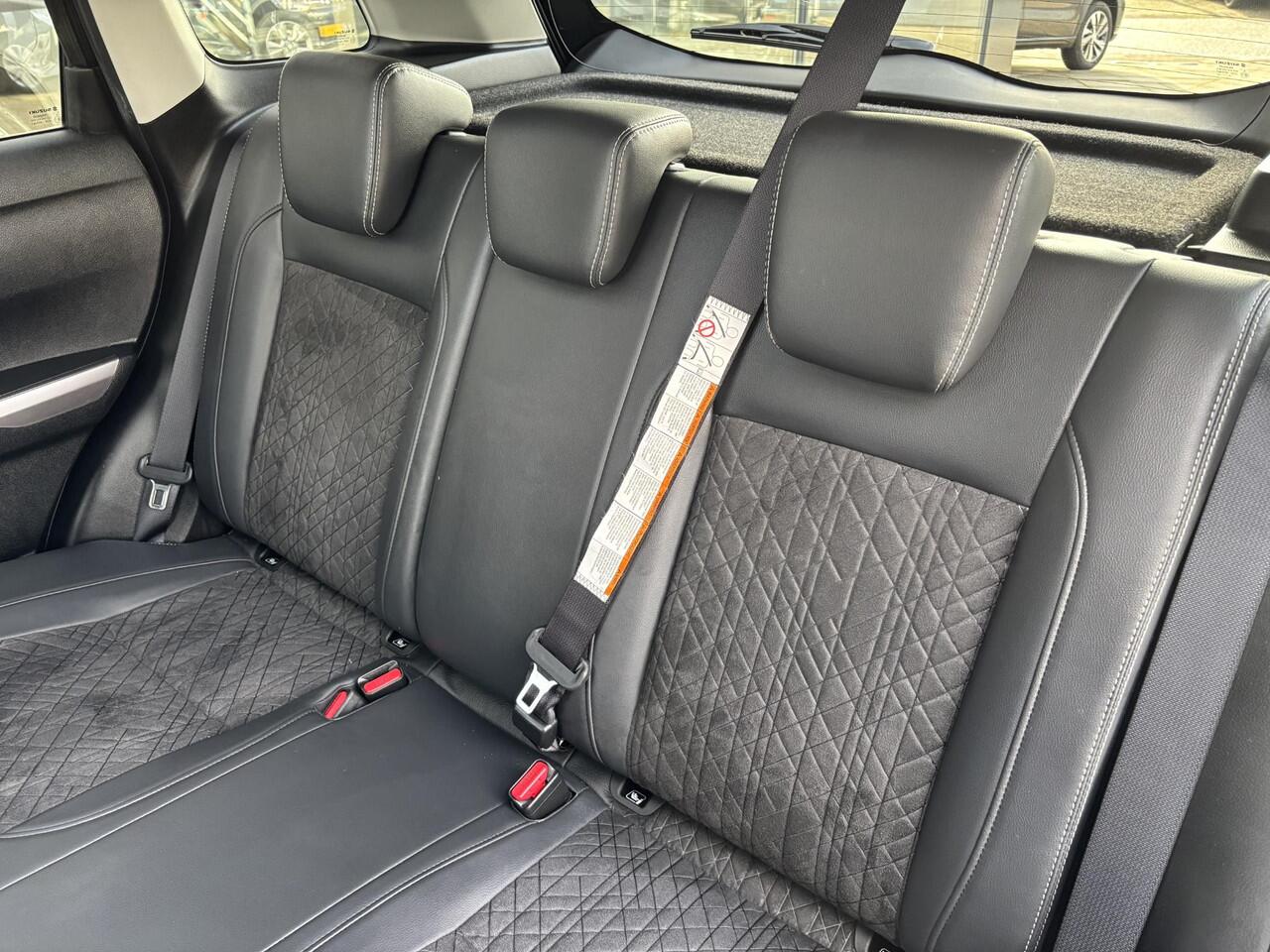 Suzuki VITARA 1.4 Boosterjet Style Smart Hybrid Schuifkanteldak/Carplay