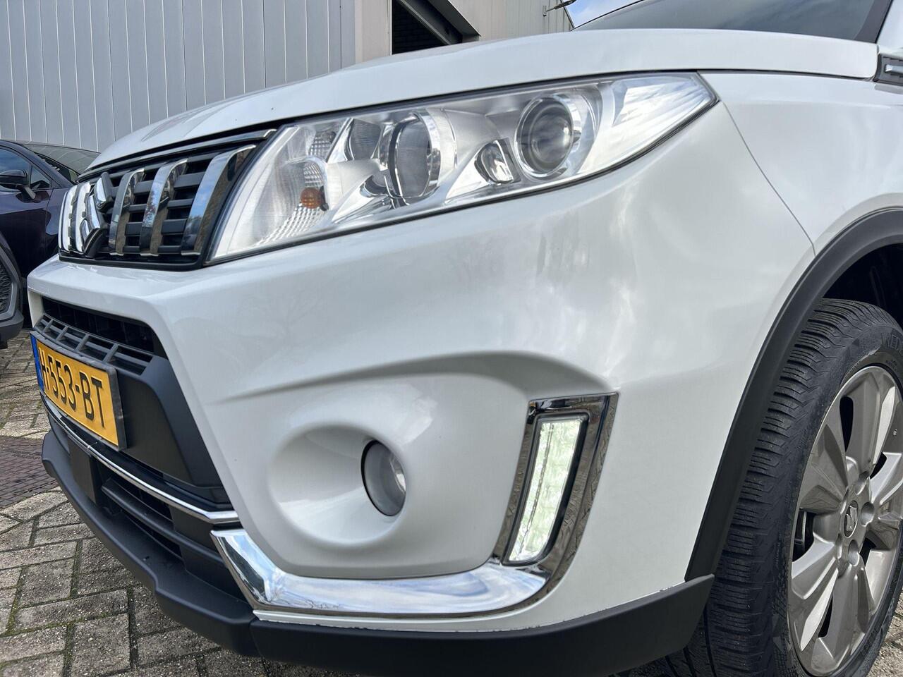 Suzuki VITARA 1.0 Boosterjet Select RIJKLAAR | Navigatie | Climate Control | Cruise Control