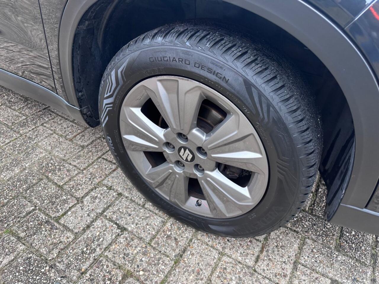 Suzuki VITARA 1.0 Boosterjet Select ''Trekhaak - Allseasonbanden - Infotainment Incl. camera ''