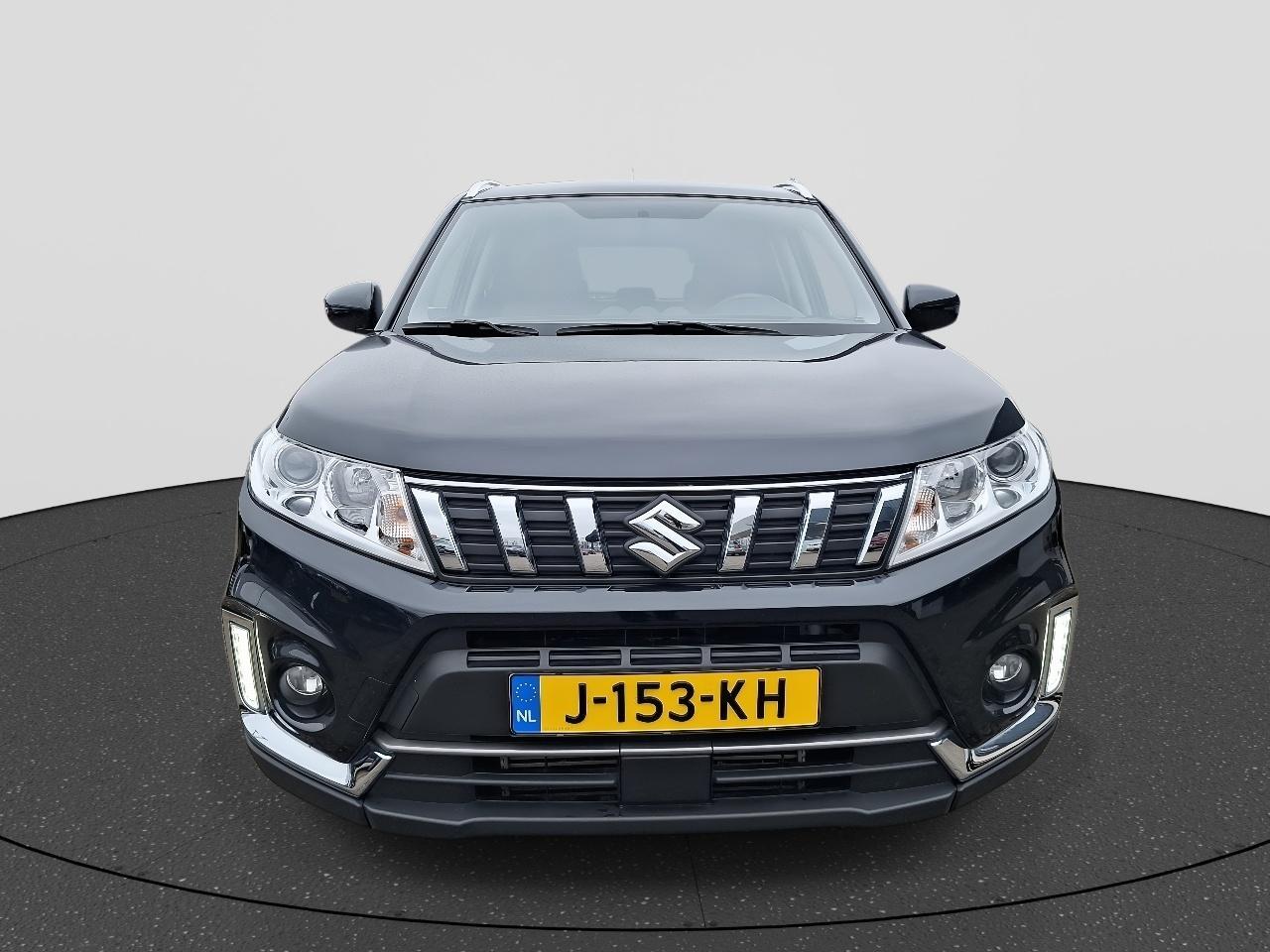 Suzuki VITARA 1.0 Boosterjet Select | NL-Auto | Navigatie | Camera | Climate Controle | Cruise Control | Lederen Bekleding | Stoelverwarming | LM-velgen | Trekhaak | 1e Eigenaar
