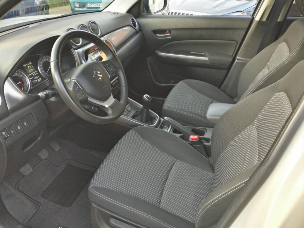 Suzuki VITARA 1.0