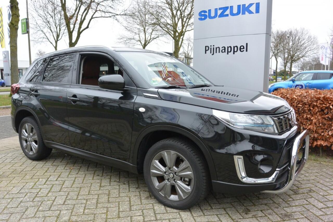 Suzuki VITARA 1.4 AUTOMAAT Smart Hybrid Leder-Trekkracht geremd 1500 kg