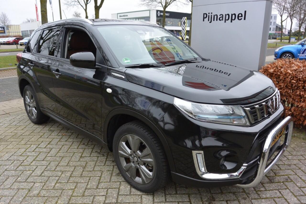 Suzuki VITARA 1.4 AUTOMAAT Smart Hybrid Leder-Trekkracht geremd 1500 kg