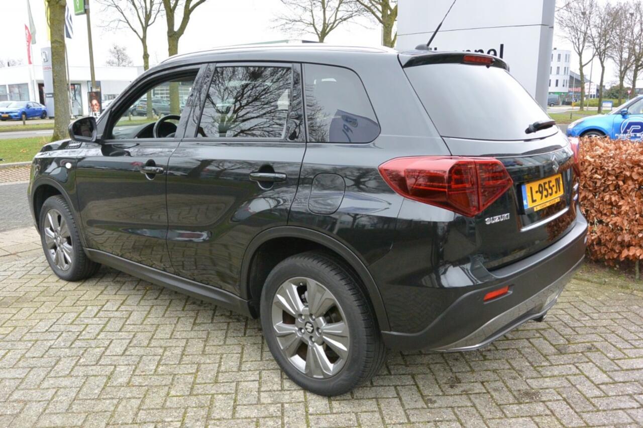 Suzuki VITARA 1.4 AUTOMAAT Smart Hybrid Leder-Trekkracht geremd 1500 kg