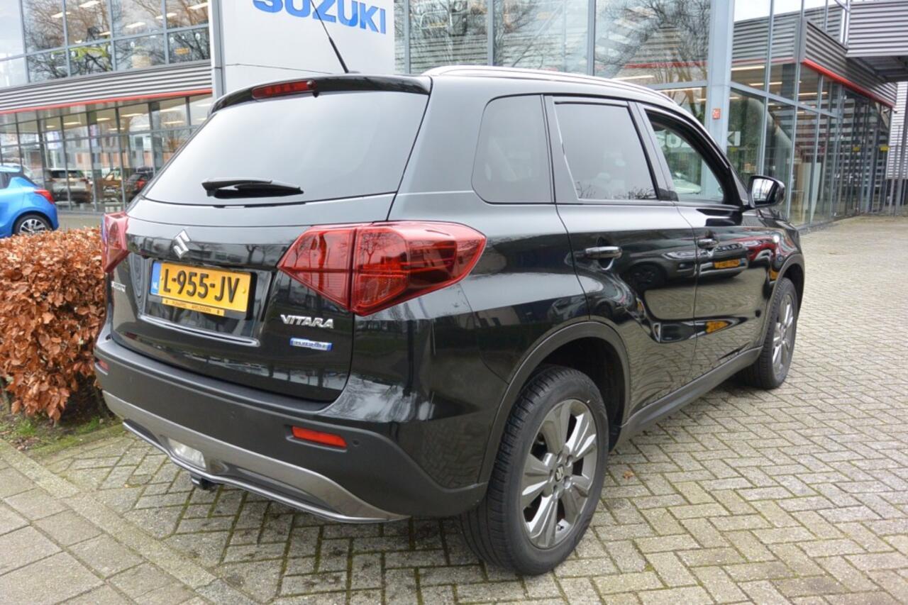 Suzuki VITARA 1.4 AUTOMAAT Smart Hybrid Leder-Trekkracht geremd 1500 kg