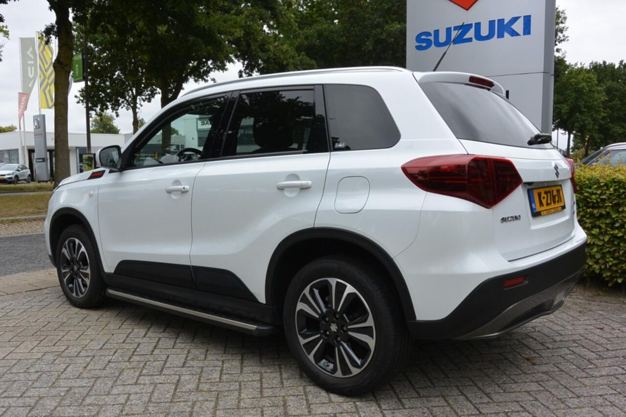 Suzuki VITARA 1.4 Select Smart Hybrid L.m.velgen/Treeplankset
