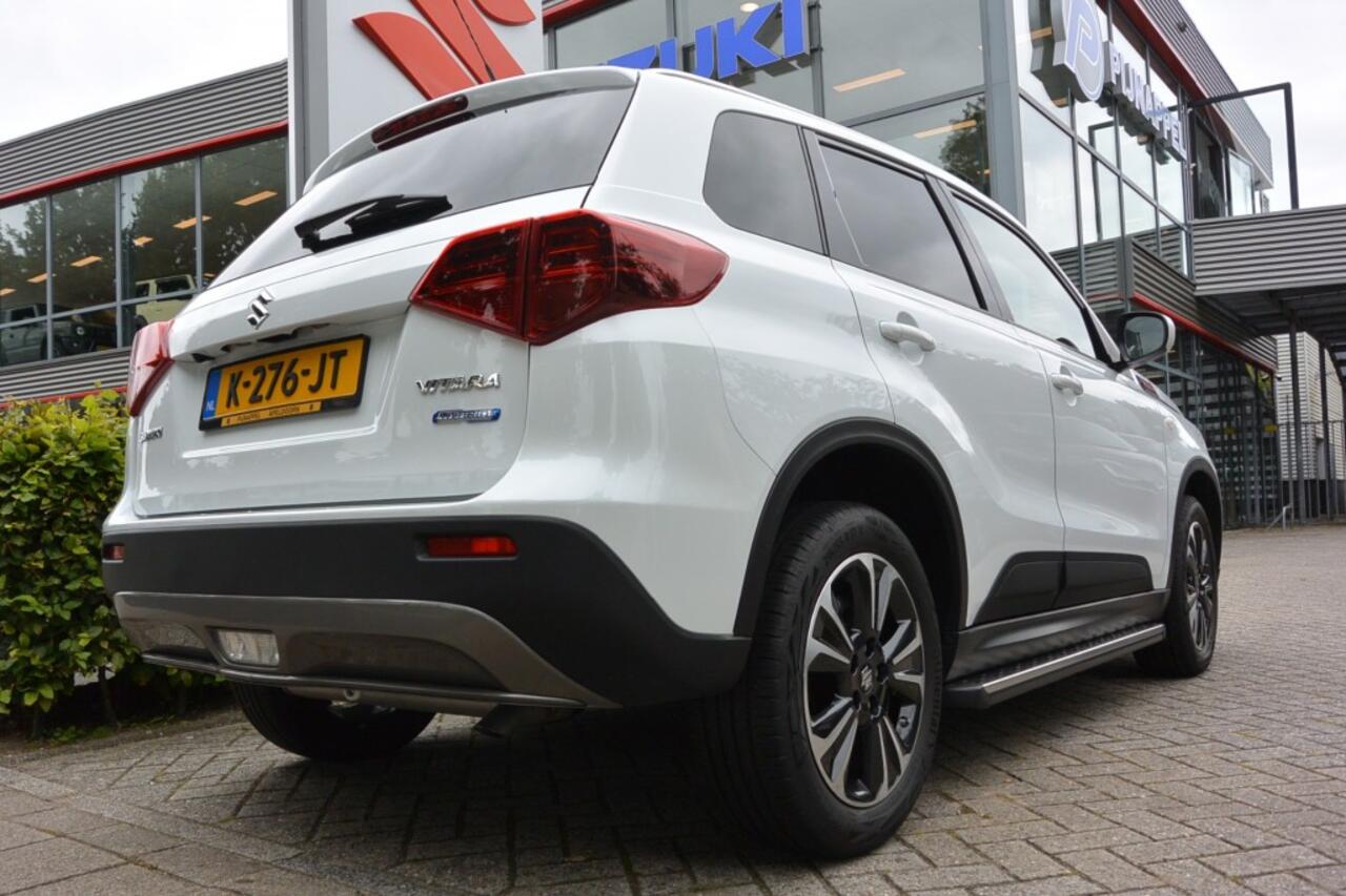 Suzuki VITARA 1.4 Select Smart Hybrid L.m.velgen/Treeplankset