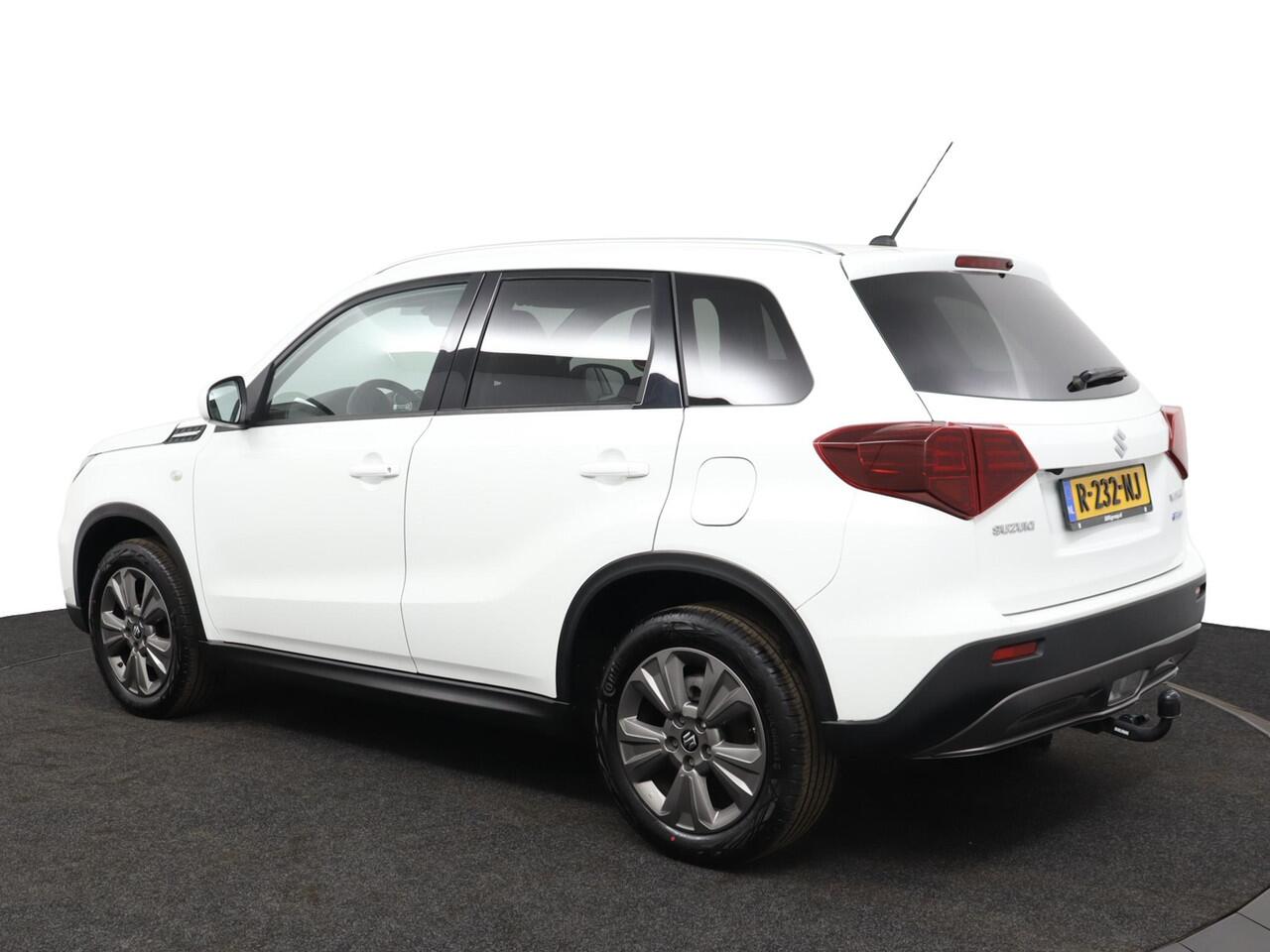 Suzuki VITARA 1.4 Boosterjet Select Smart Hybrid | Airco | Adaptive Cruise Control | Trekhaak | Achteruitrijcamera | Apple Carplay | Android Auto |