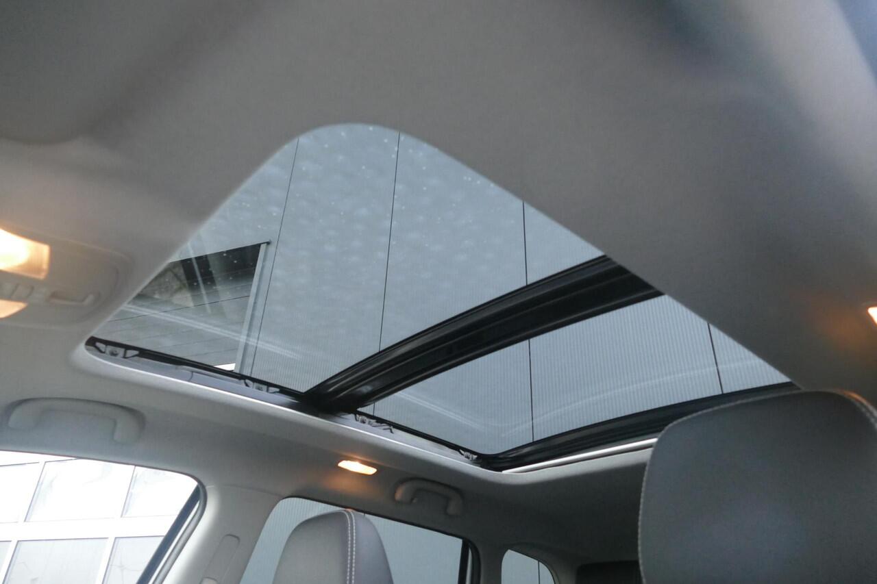 Suzuki VITARA 1.4 Boosterjet Style Smart Hybrid AllGrip | PANO | AFNEEMBARE TREKHAAK | 4X4 | RIJKLAARPRIJS |