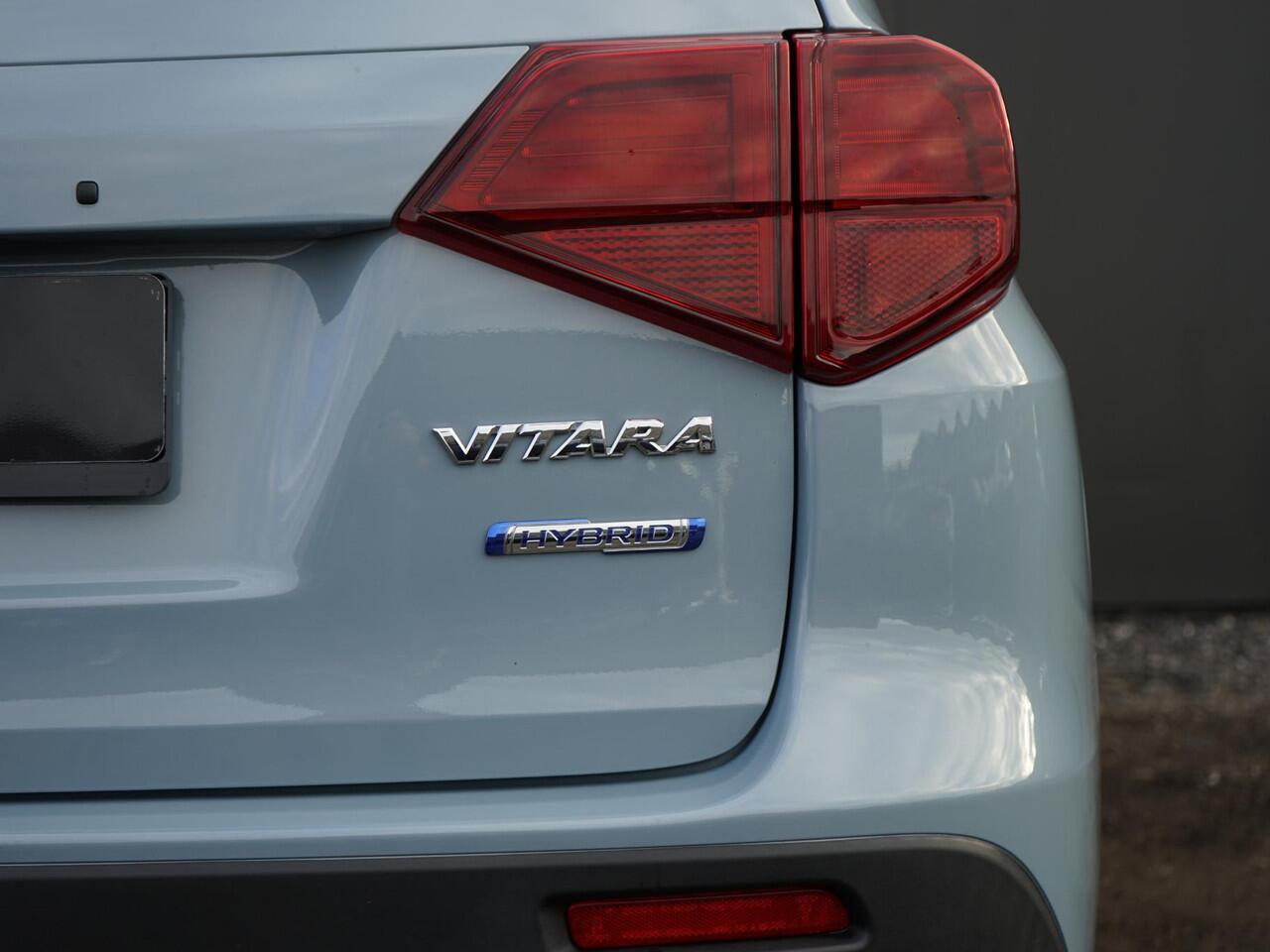 Suzuki VITARA 1.4 Boosterjet Select Smart Hybrid 1ste eig. / Dealeronderh. / Smartlink / Led verlichting / Stoelverwarming / Keyless Entry / Achteruitrijcamera