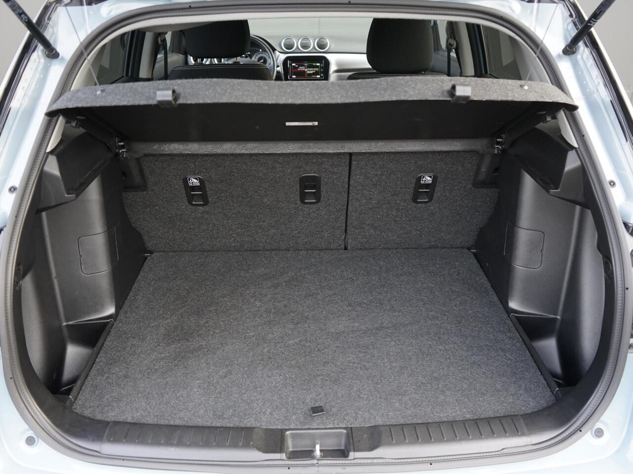 Suzuki VITARA 1.4 Boosterjet Select Smart Hybrid 1ste eig. / Dealeronderh. / Smartlink / Led verlichting / Stoelverwarming / Keyless Entry / Achteruitrijcamera