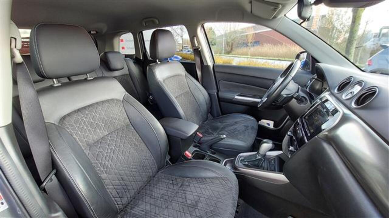 Suzuki VITARA 1.4 Boosterjet Style Smart Hybrid Automaat