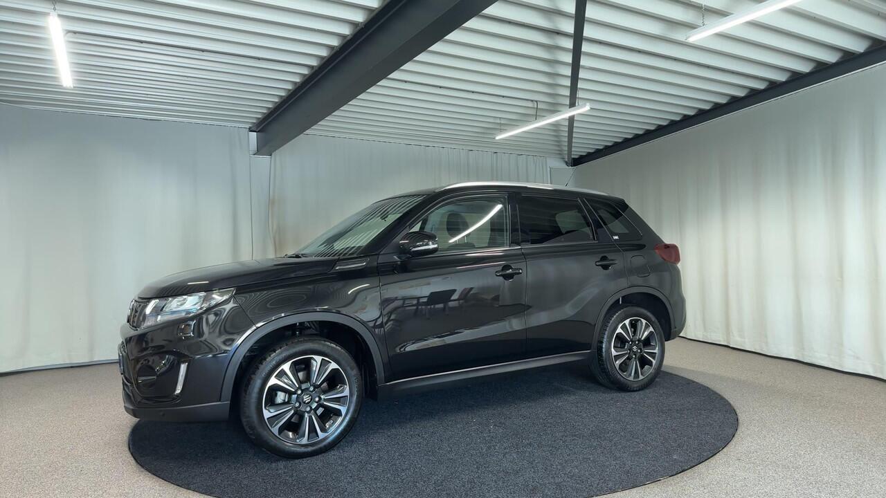 Suzuki VITARA 1.4 Boosterjet Style Smart Hybrid AllGrip Automaat | Pano | Carplay | LED
