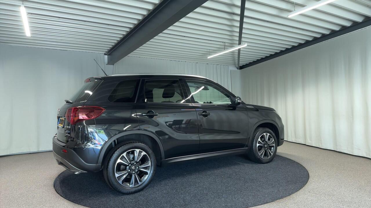 Suzuki VITARA 1.4 Boosterjet Style Smart Hybrid AllGrip Automaat | Pano | Carplay | LED