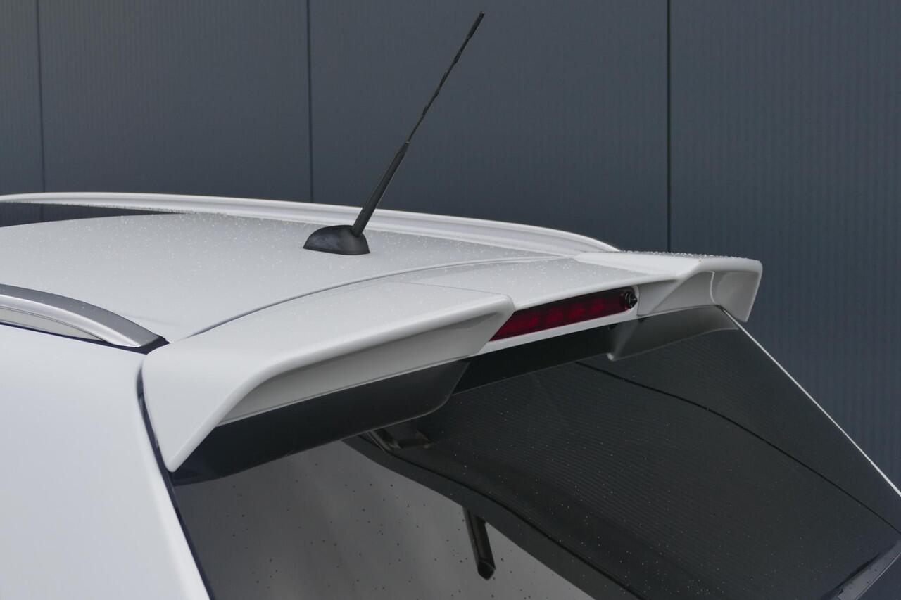 Suzuki VITARA 1.4 Boosterjet Style Smart Hybrid AllGrip | PANO | AFNEEMBARE TREKHAAK | 4X4 | RIJKLAARPRIJS |