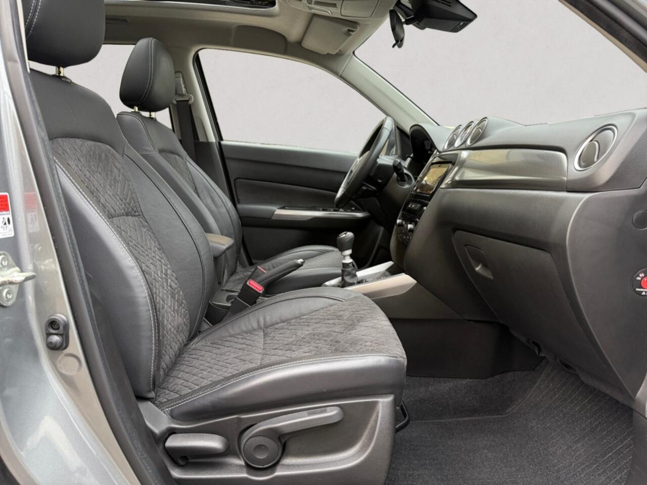 Suzuki VITARA 1.4 Booster jet Comfort Camera | Panoramadak | Navigatie