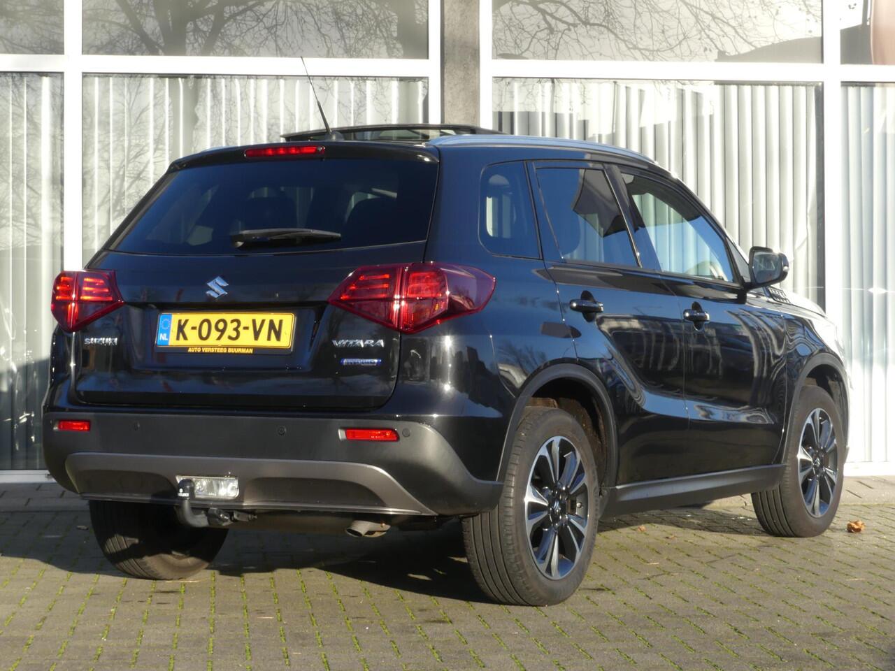 Suzuki VITARA 1.4 Boosterjet Style Smart Hybrid Panoramic roof Trekhaak 1500kg, NL auto, Dealer O.H., Camera, Apple Carpl/Andr Auto