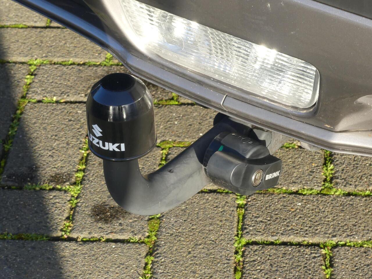 Suzuki VITARA 1.4 Boosterjet Style Smart Hybrid Panoramic roof Trekhaak 1500kg, NL auto, Dealer O.H., Camera, Apple Carpl/Andr Auto