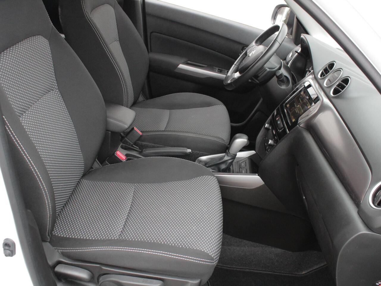 Suzuki VITARA 1.4 Boosterjet Select Smart Hybrid Automaat | Navi | Clima | Adap. Cruise | All Season