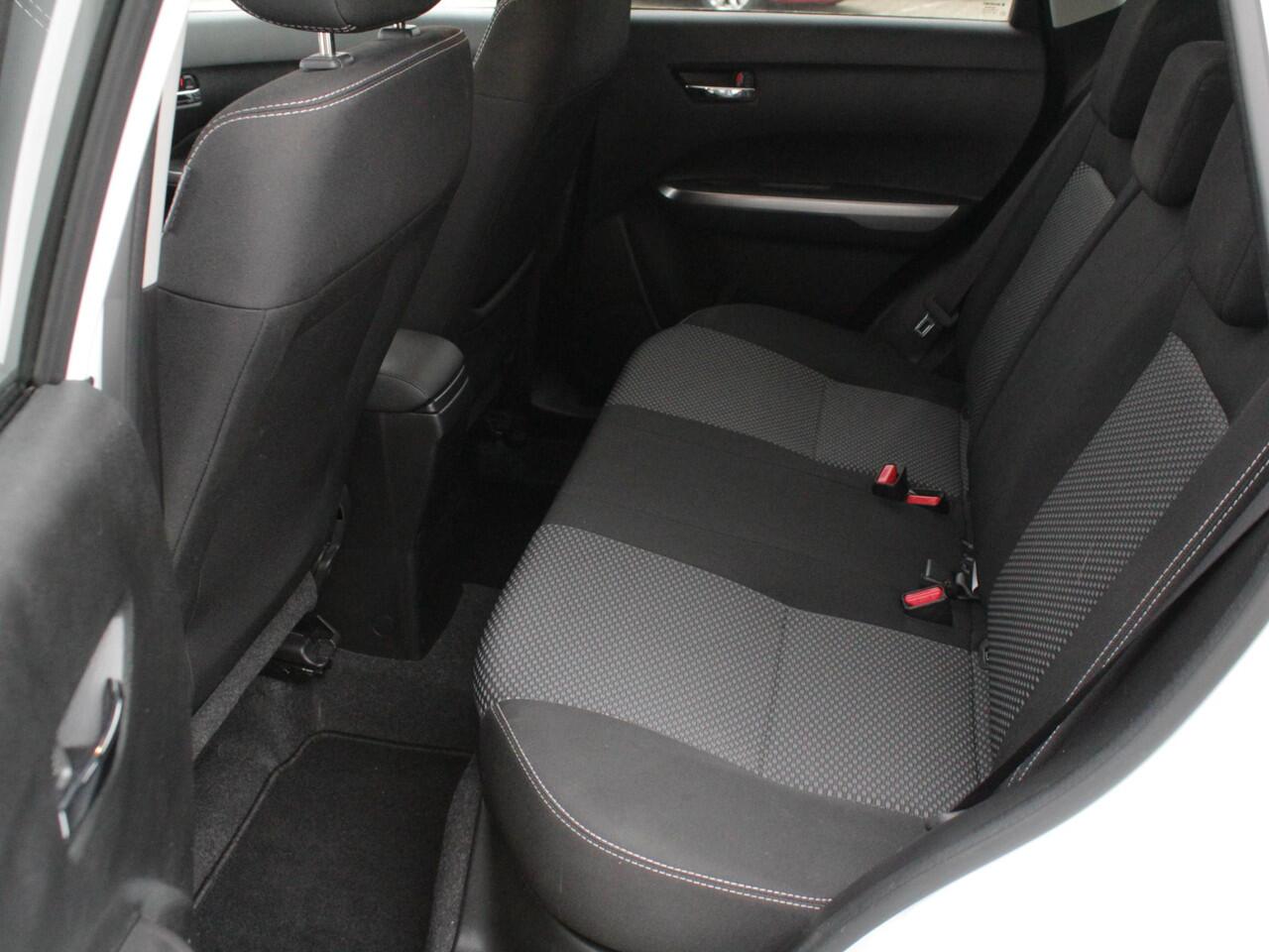 Suzuki VITARA 1.4 Boosterjet Select Smart Hybrid Automaat | Navi | Clima | Adap. Cruise | All Season