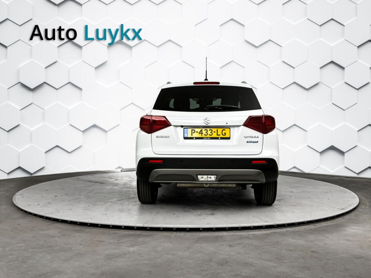 Suzuki VITARA 1.4 Boosterjet Style Smart Hybrid Automaat | Leder/Alcantara | Adaptieve Cruise Control | Parkeercamera