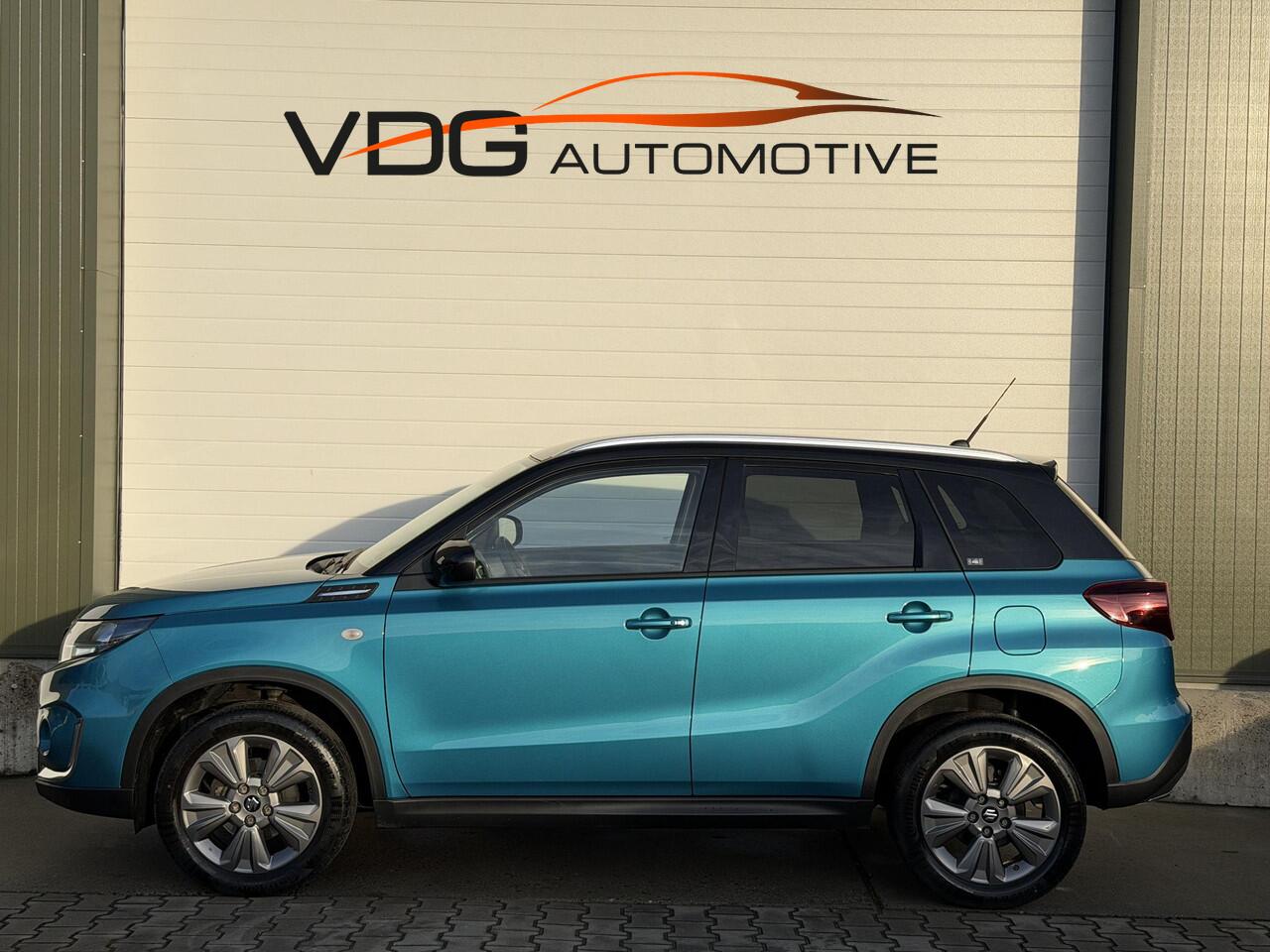 Suzuki VITARA 1.4 Boosterjet Select Smart Hybrid / Clima / Keyless / Navi / Carplay / Camera / Stoelverwarming / Two Tone