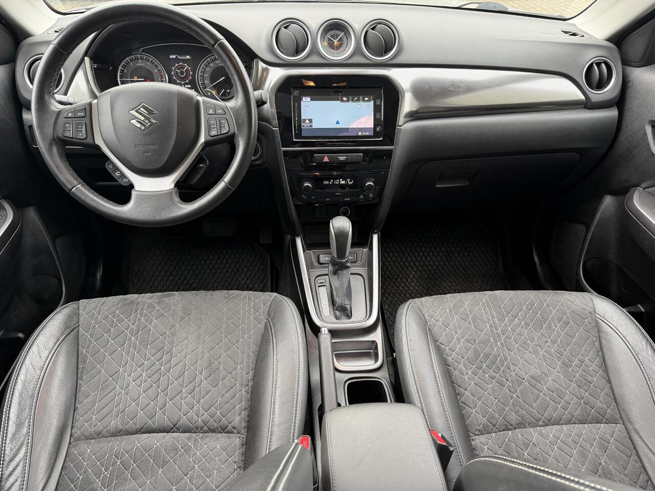 Suzuki VITARA 1.4 Boosterjet 129PK Style Smart Hybrid / Pano / Clima / Camera / Keyless / Alcantara / Adaptive Cruise / Two Tone / Stijl