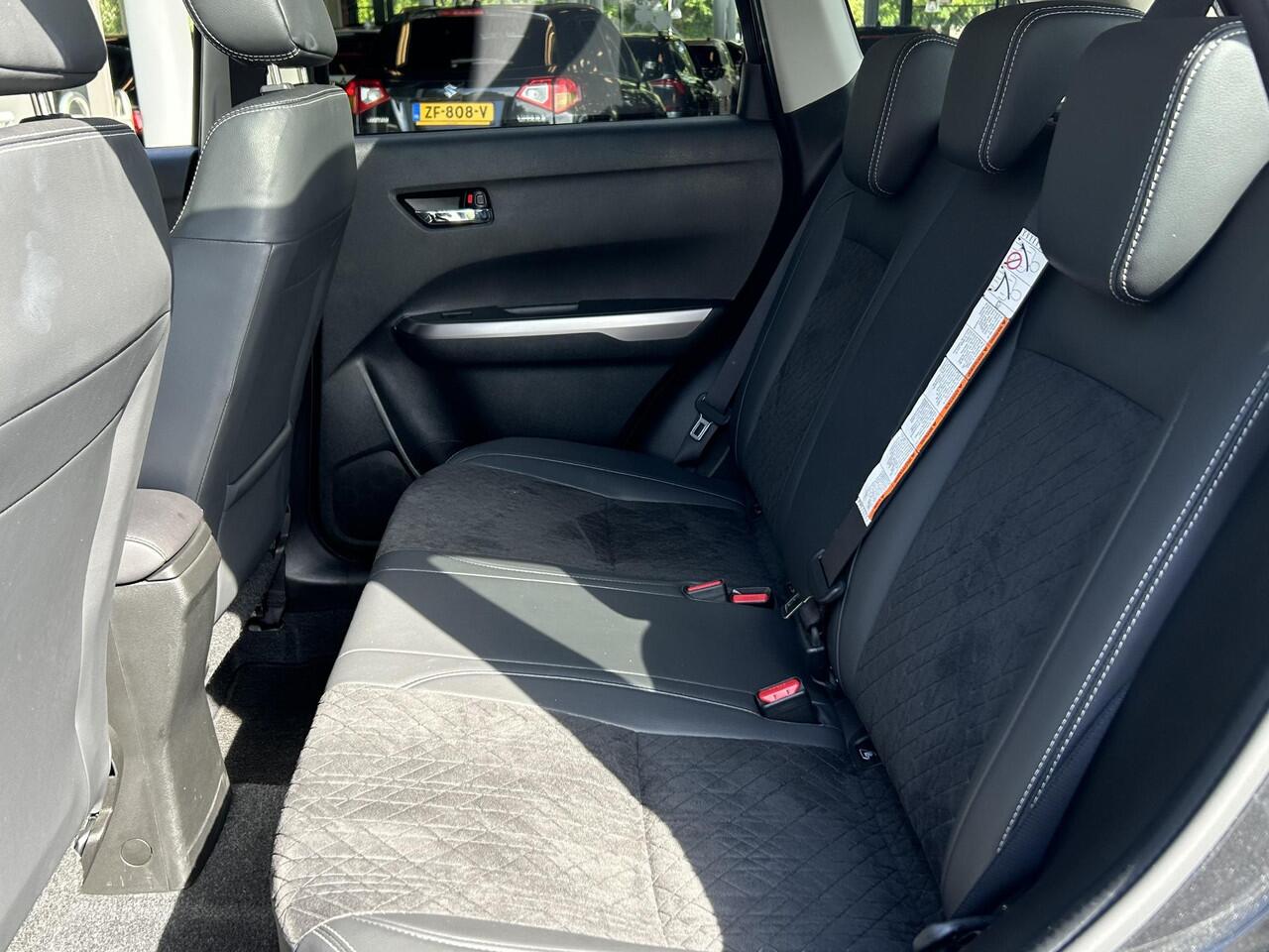 Suzuki VITARA 1.5 Hybrid Style Allgrip Automaat | Schuifkanteldak | Half leder | Navigatie