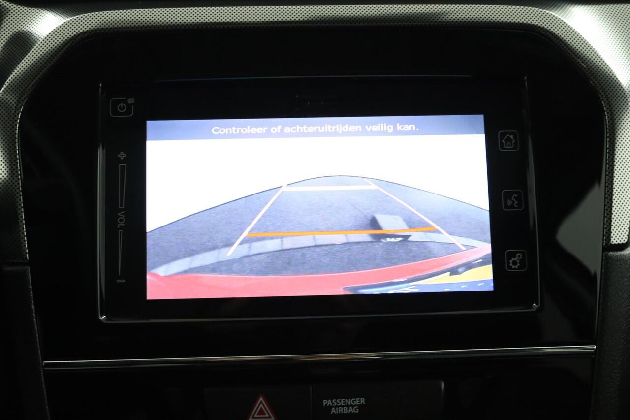 Suzuki VITARA 1.4 Boosterjet Style Smart Hybrid | Climate control | Cruise control adaptive | Navigatie | Panoramadak | Stoelverwarming | Apple carplay, Android auto | Camera |