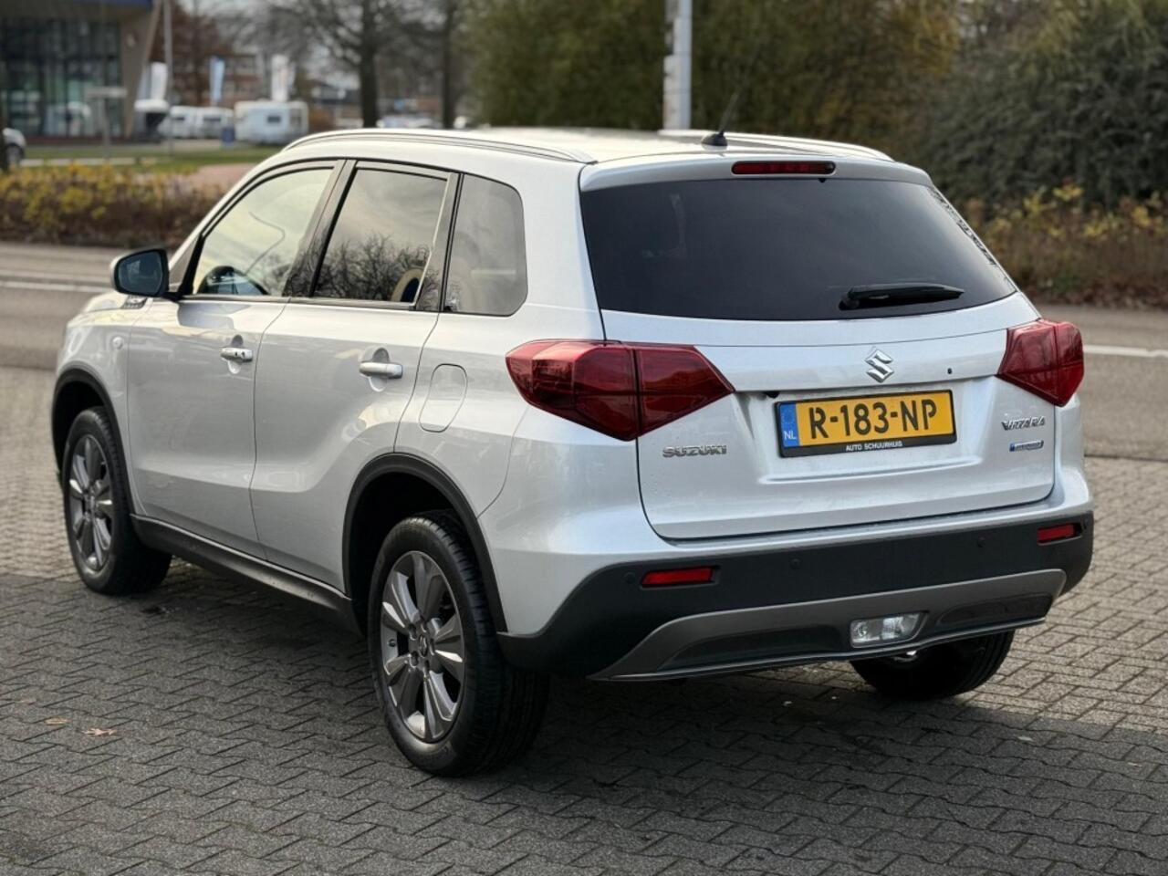 Suzuki VITARA 1.4 SELECT SMART HYBRID AUTOMAAT CAMERA NAVI 14.300KM