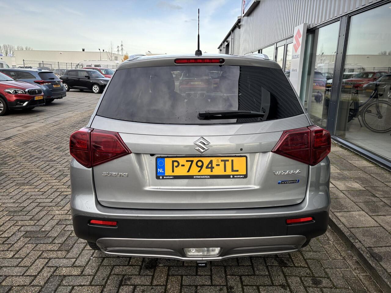 Suzuki VITARA 1.5 Hybrid Select Automaat Trekhaak/Clima/Cruise